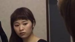 【自宅】脱衣所の隠しカメラで盗撮された人妻の裸体