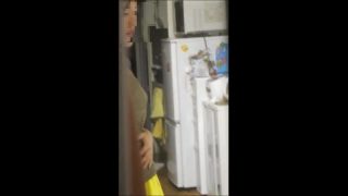 【民家盗撮】カーテンの隙間から盗撮された女子大生のスマホな日常