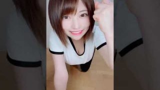 【胸チラ】TikTokの腕立て伏せチャレンジ等の胸チラ動画まとめ