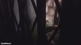 【民家盗撮】脱衣所の窓から風呂上がりのスレンダーな人妻の裸体を盗撮
