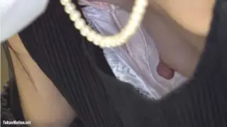 【胸チラ】結婚式場のスタッフが来賓の乳首チラやパンチラや花嫁の着替えを盗撮した動画集